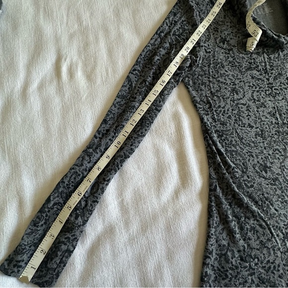 Cuddl Duds Pullover Womens L Gray Cowl Neck Stretch Tunic Top Softwear Lounge - Picture 7 of 9